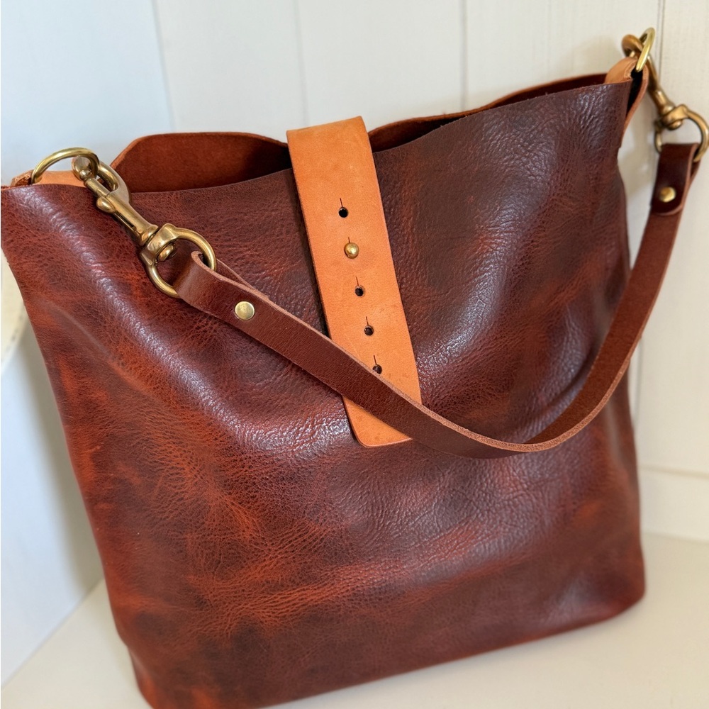 Lamb Leather Goods Full Grain Leather Bucket